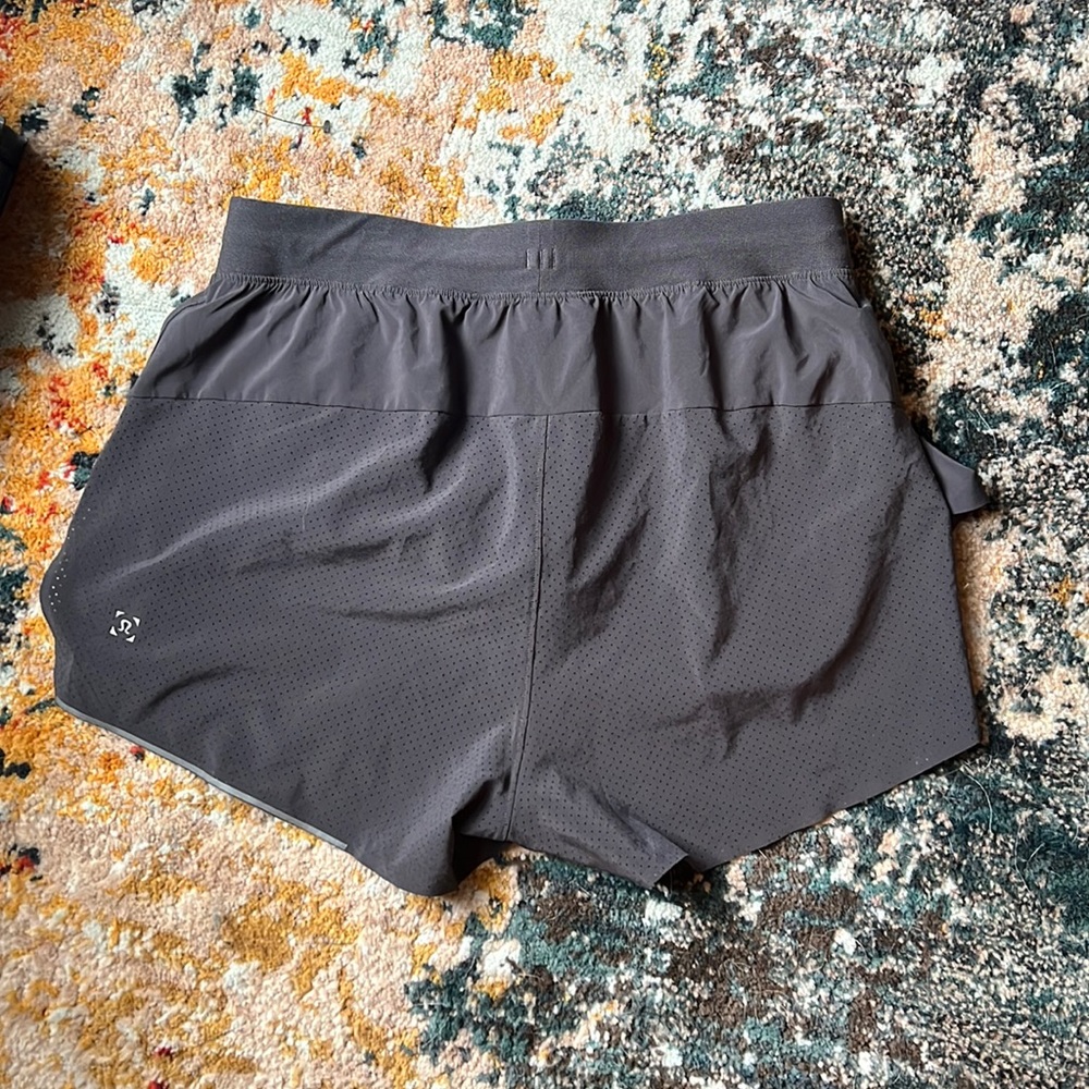 Lululemon Fast and Free 3” Shorts Size S